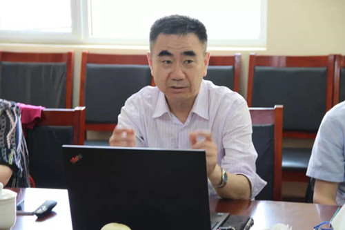 石科院武志強副主任現(xiàn)場交流_副本.jpg
